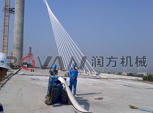 成人免费看片在福建夏漳高速施工